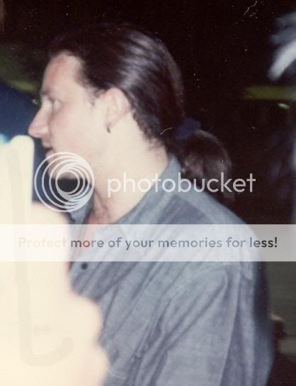 March311987Bonotalkingwithfans1.jpg
