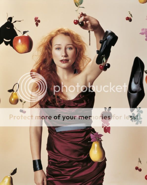 ToriAmos.jpg