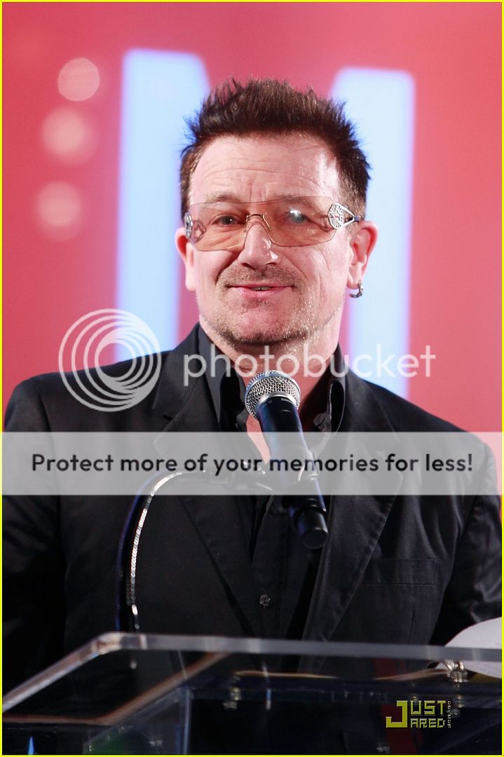 bono-bj-novak-malaria-no-more-01.jpg