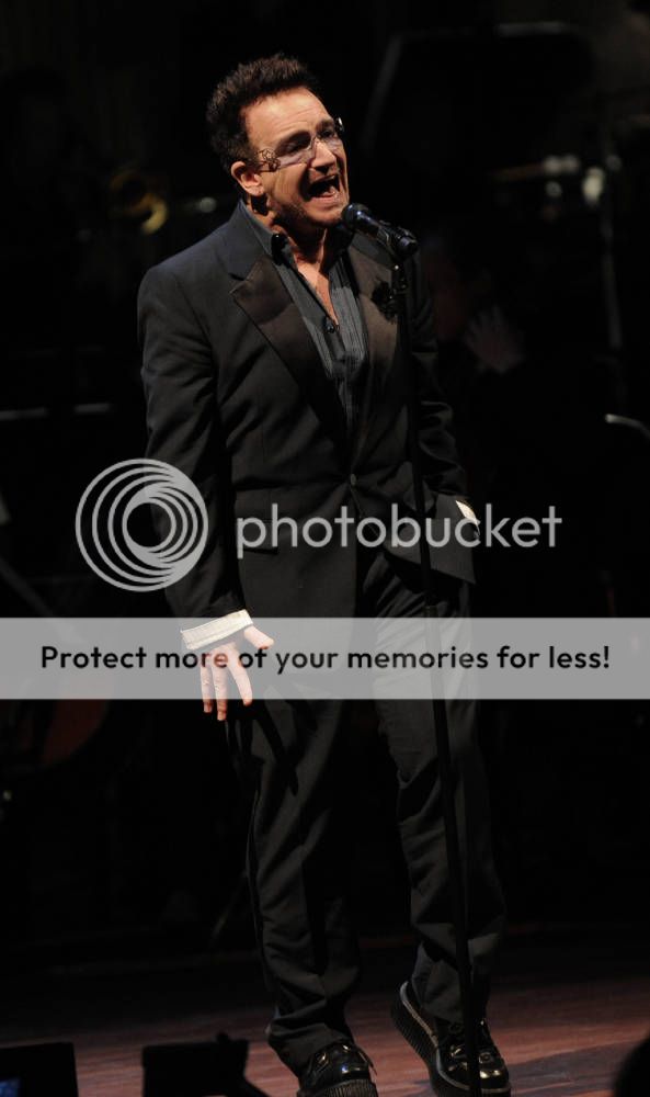 Bono11-28-11AmsterdamPrinceBernhardCultureFundAwards26.jpg