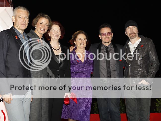 793858-gillard-meets-bono.jpg