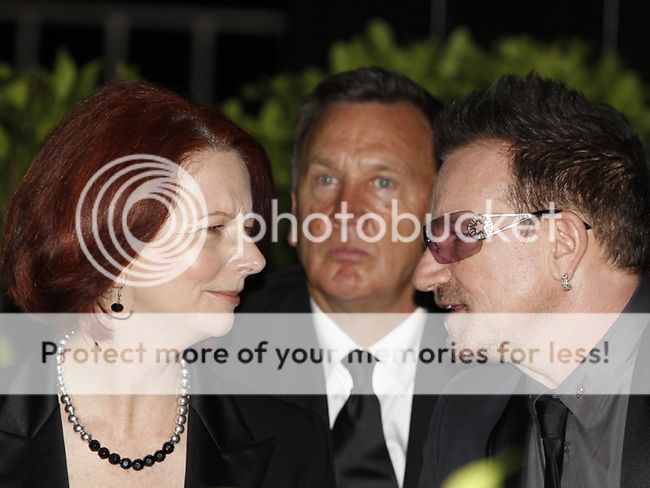 794101-gillard-meets-bono.jpg