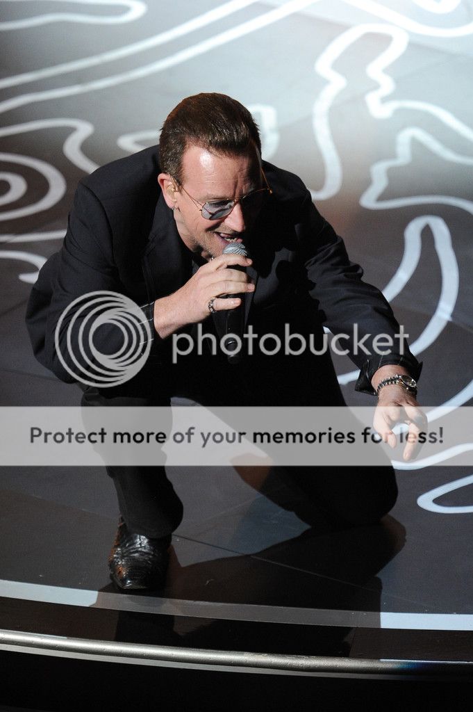 Bono86thAnnualAcademyAwardsOrdinaryLove3-2-20148.jpg~original