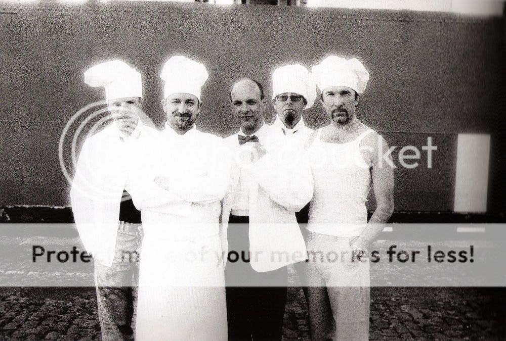 U2enopassengersdublinchefs5-1995ACs.jpg