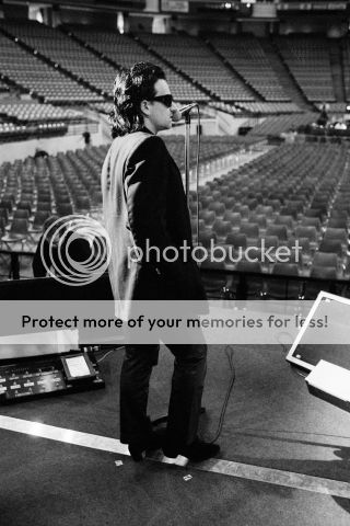 Miamiarena3-1992Bono1.jpg