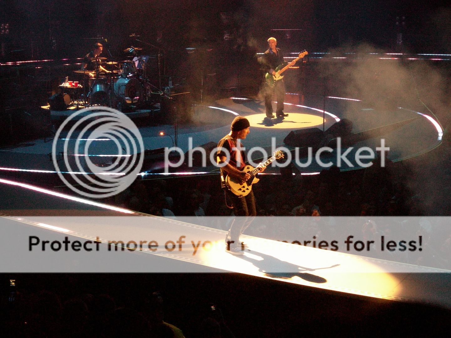 U2-Anaheim_2005_Band.jpg