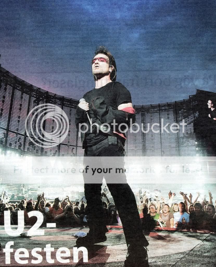 Bono_Sweden_2005.jpg