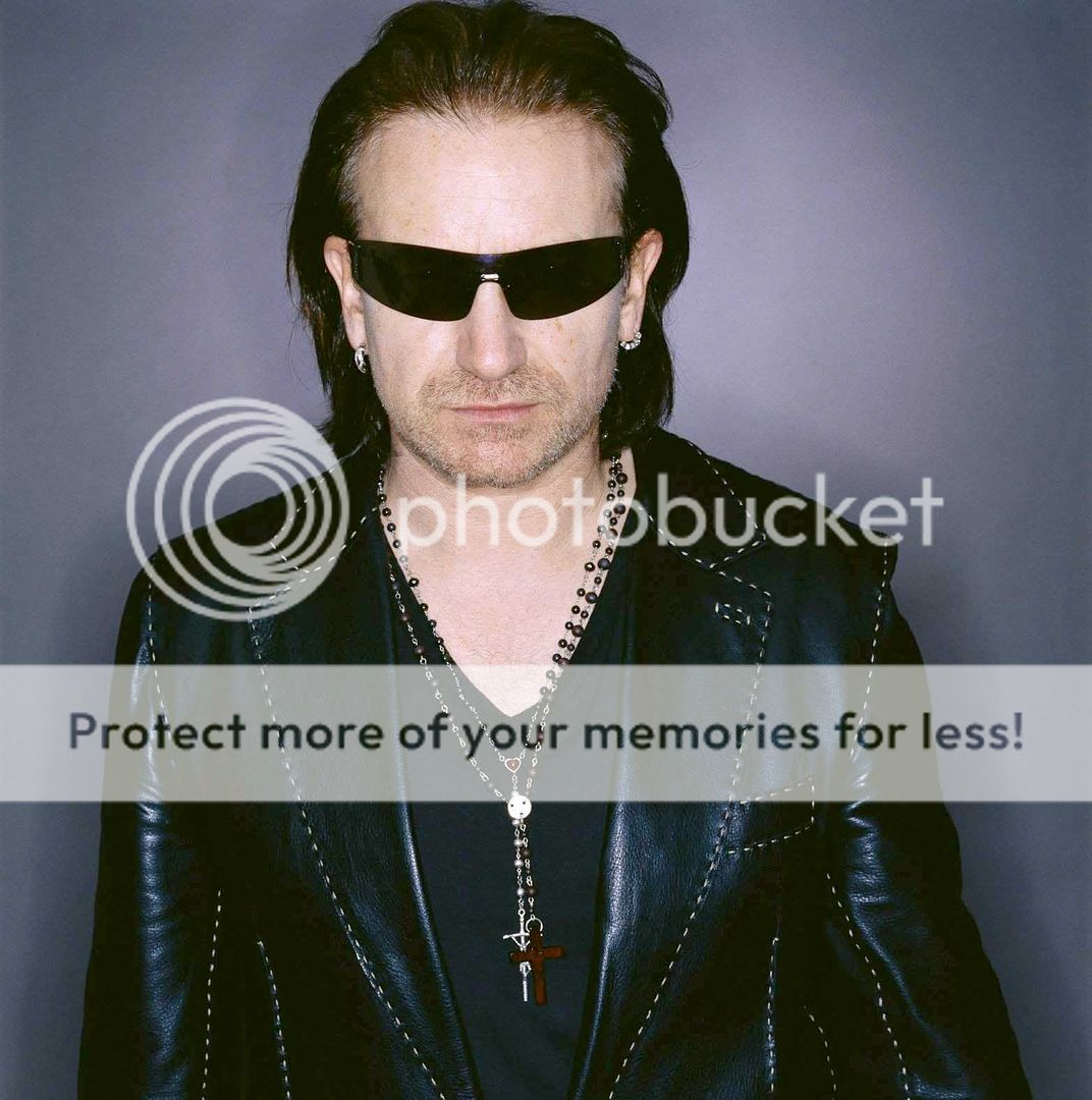 HotBono2004.jpg