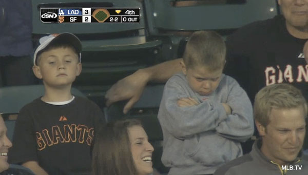 u_mad_bro_young_giants_fan_pouts_big_time_over_foul_ball.jpg