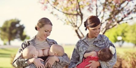 breastfeedingmoms3-jpg_221940.jpg