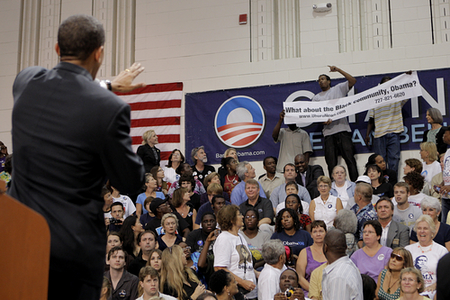 obama_protesters_ssh_20080801113527.jpg