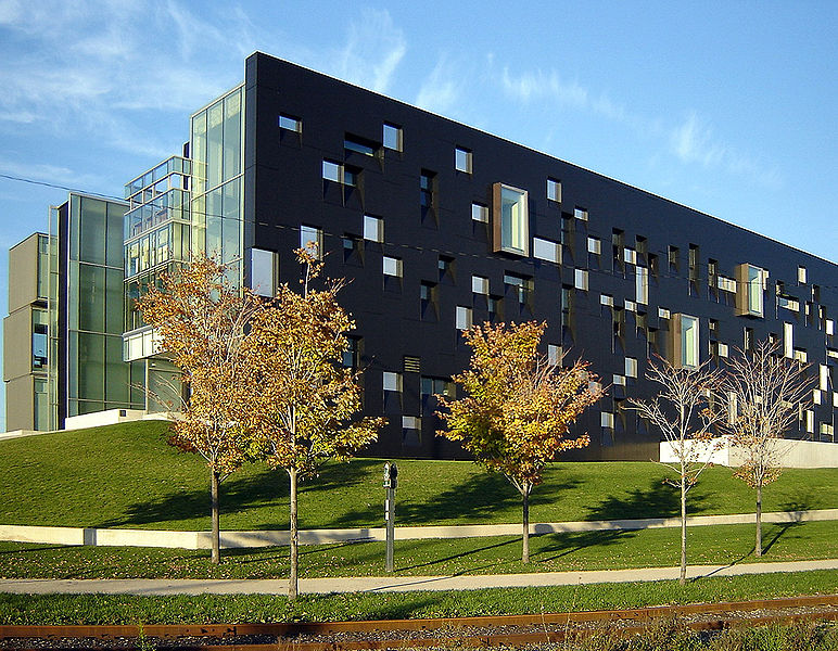 772px-Perimeter_Institute.jpg