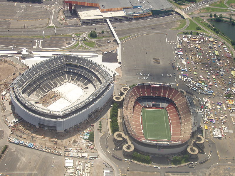 800px-Meadowlands_Sports_Complex_-_kingsley_-_04-JUL-09.JPG