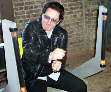 Chair-Bono-LR.JPG