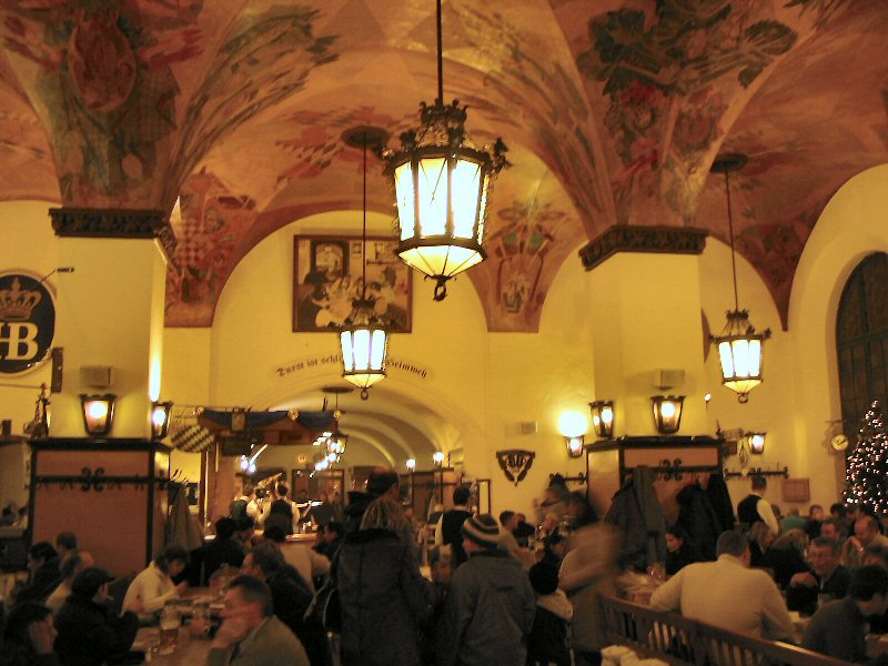 hofbrauhaus_inside_800.jpg