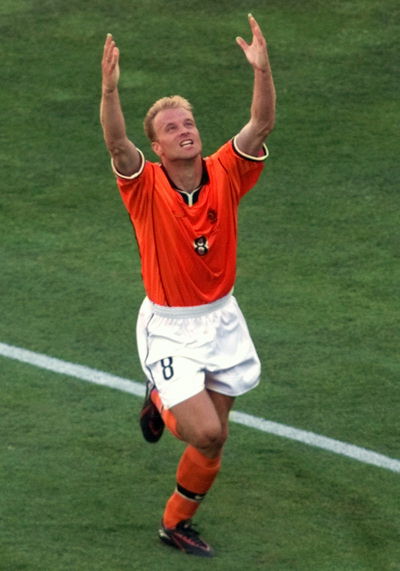 bergkamp.jpg