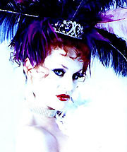 PHOTO%20Close%20Up%20Showgirl.JPG