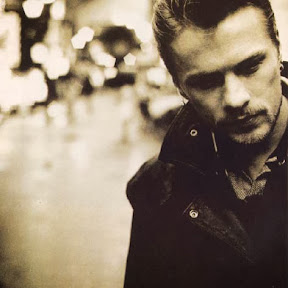 larry-mullen-jr.jpg